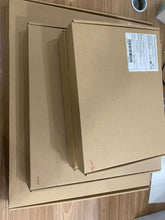 Load image into Gallery viewer, SolarOutdoor 20W Portable Solar Panel Charger, Foldable Monocrystalline Solar Bag for Outdoor Camping, Hiking &amp; Backpacking, Lightweight USB Solar Charger for Smartphones &amp; Power Banks